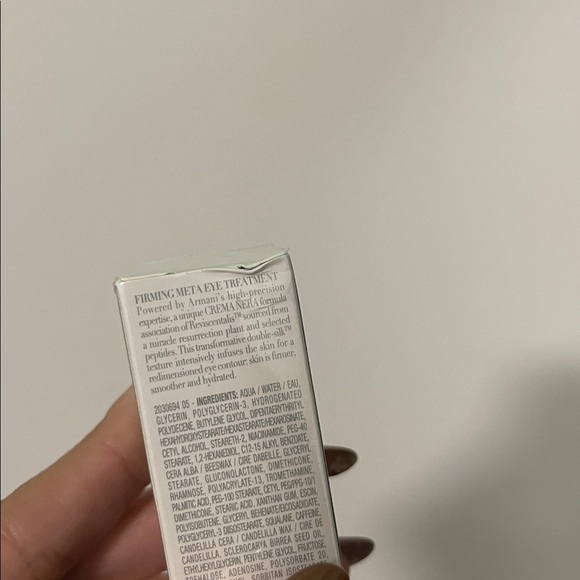 NIB Giorgio Armani Crema Nera Firming Meta Eye-Treatment - Picture 6 of 8